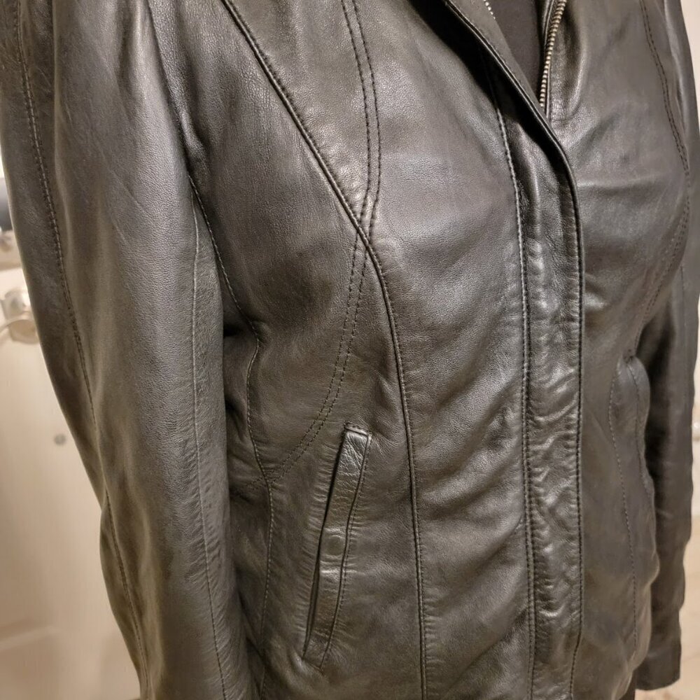 Andrew Marc Black Leather Moto Biker Jacket Women’s L | Classic Streetwear - Picture 4 of 12